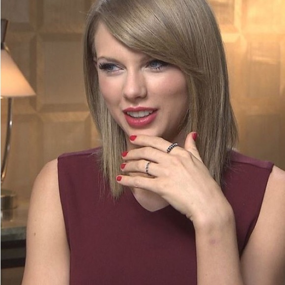 NWOT Aritzia Talula Manzanita Top - Picture 4 of 10